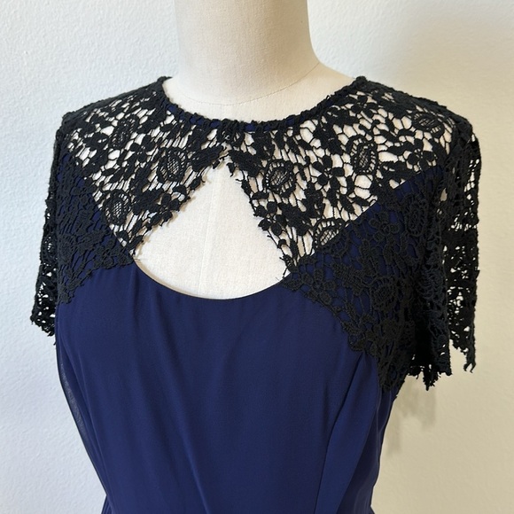 Pins and Needles Navy Blue and Black Lace Caplet Dress - M - Picture 4 of 10